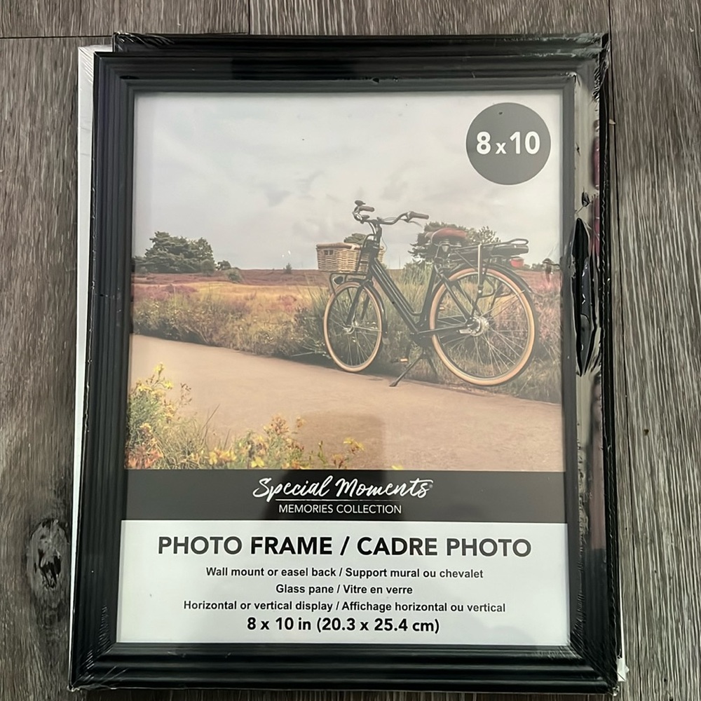 4 8x10 frames! Brand new never opened